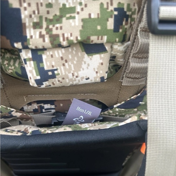 New Mystery Ranch Metcalf 50 Backpack W/ Frame Optifade Subalpine Camo Mens L/XL - Picture 6 of 16